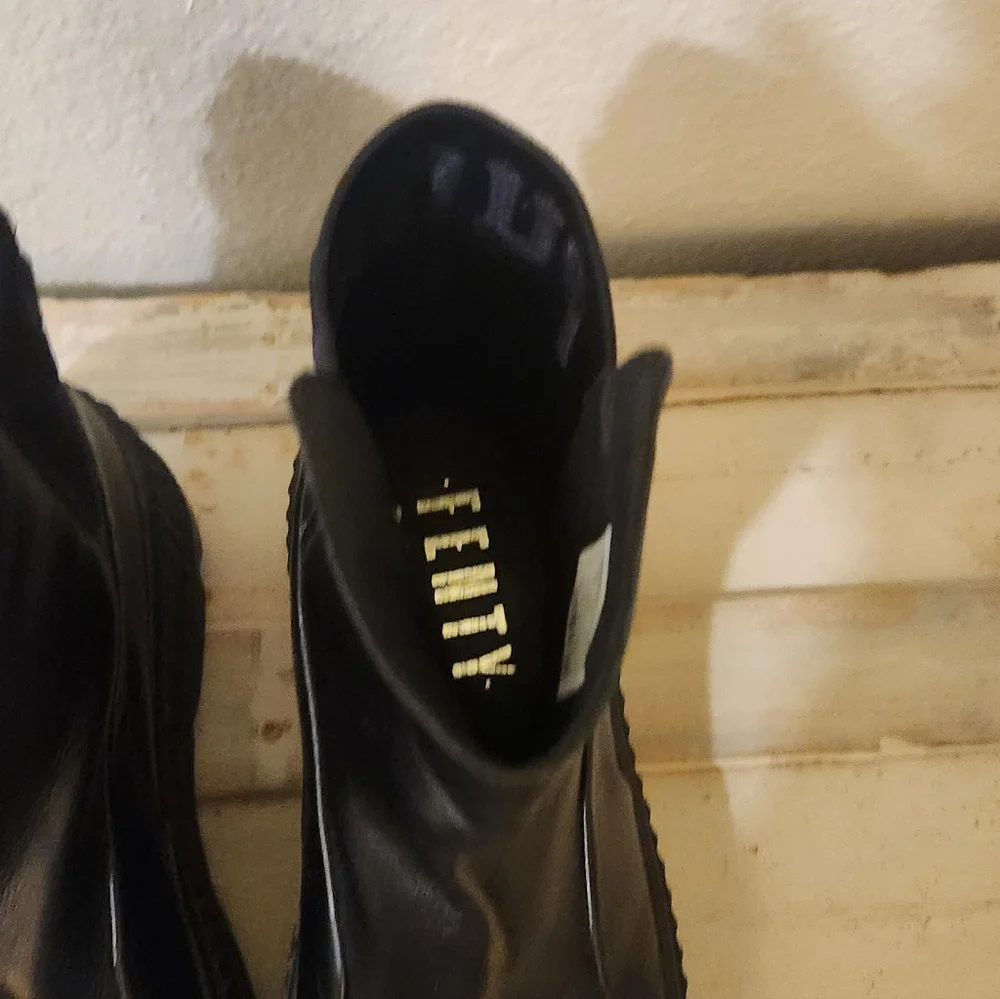 FENTY Puma Chelsea Sneaker Boots Black Platform – Rihanna Collection – Size 8.5 - Picture 9 of 12